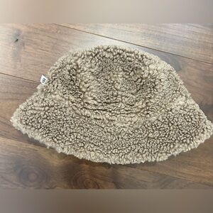 Banana Republic Tan Sherpa Bucket Hat